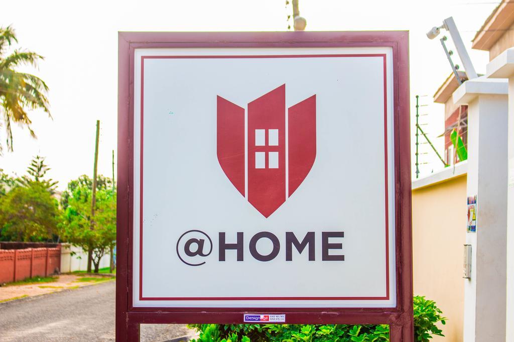 @Home Boutique B&B Hostel And Suite Accra Exterior photo