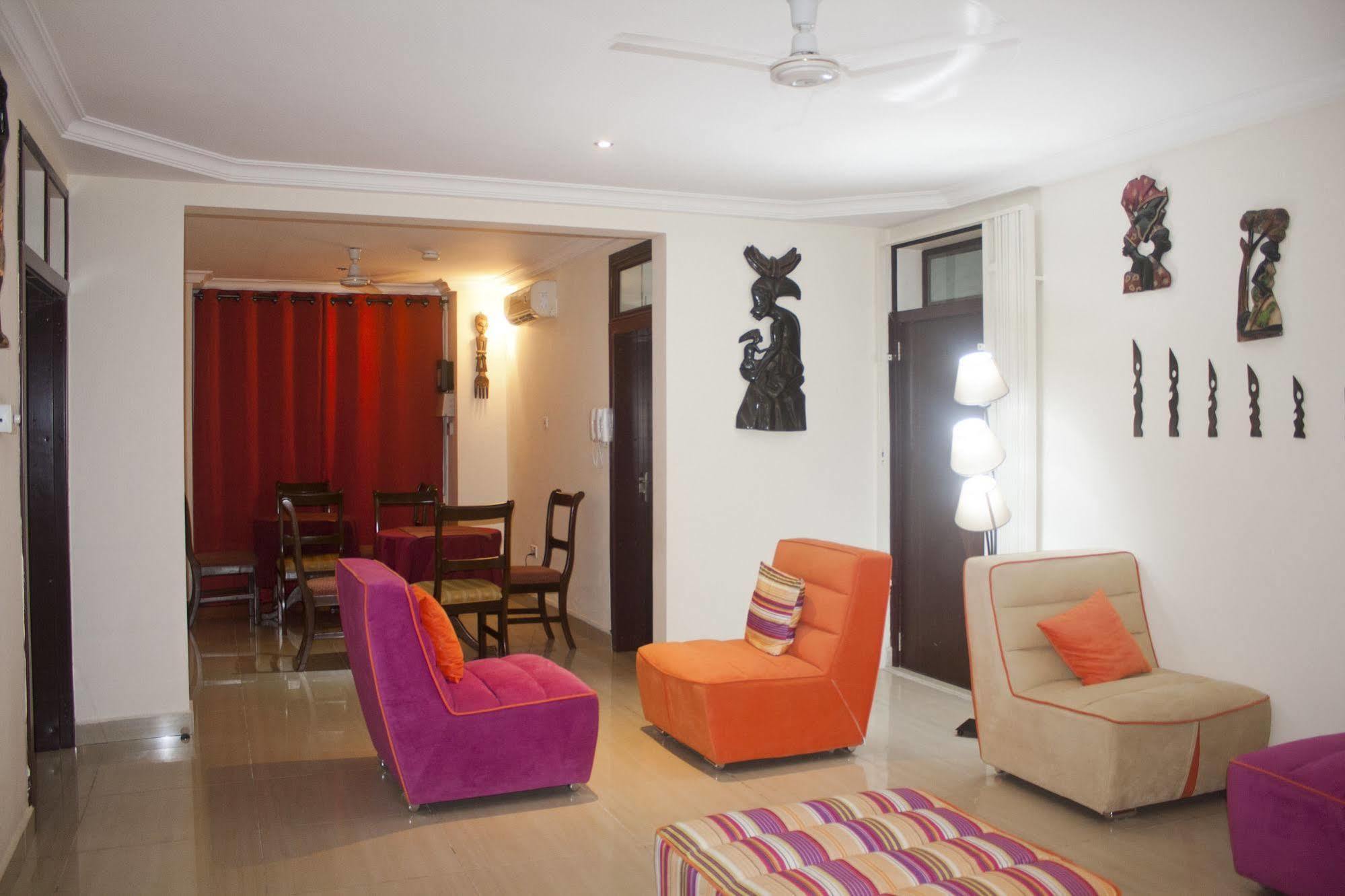 @Home Boutique B&B Hostel And Suite Accra Exterior photo