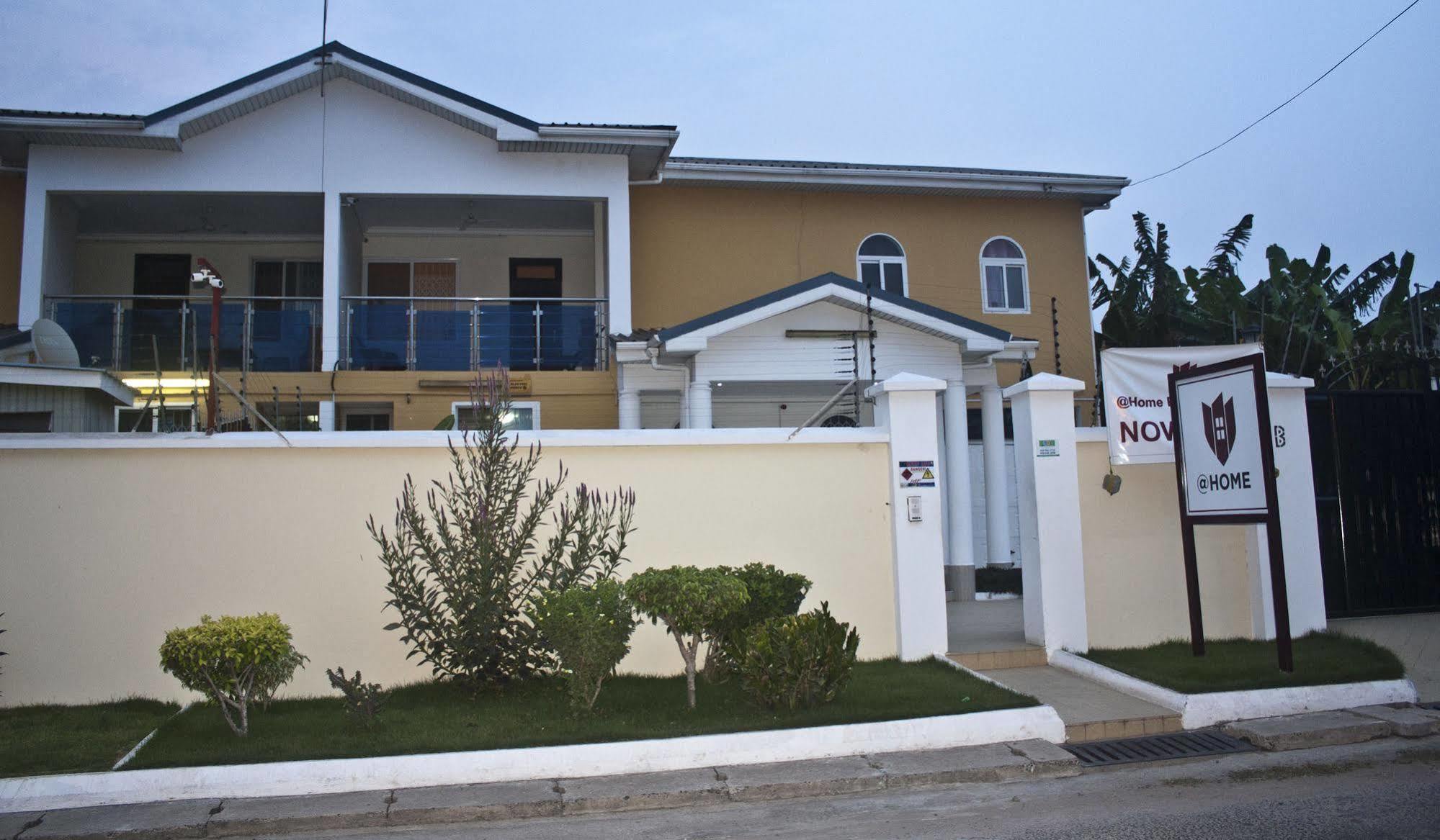 @Home Boutique B&B Hostel And Suite Accra Exterior photo