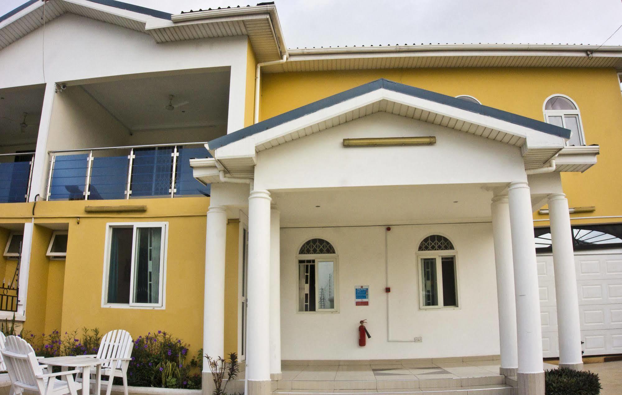 @Home Boutique B&B Hostel And Suite Accra Exterior photo